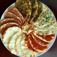 صحن فطاير مشكل